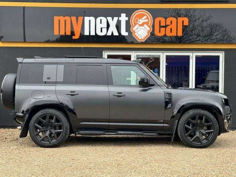 2023 LAND ROVER DEFENDER 2023 LAND ROVER DEFENDER