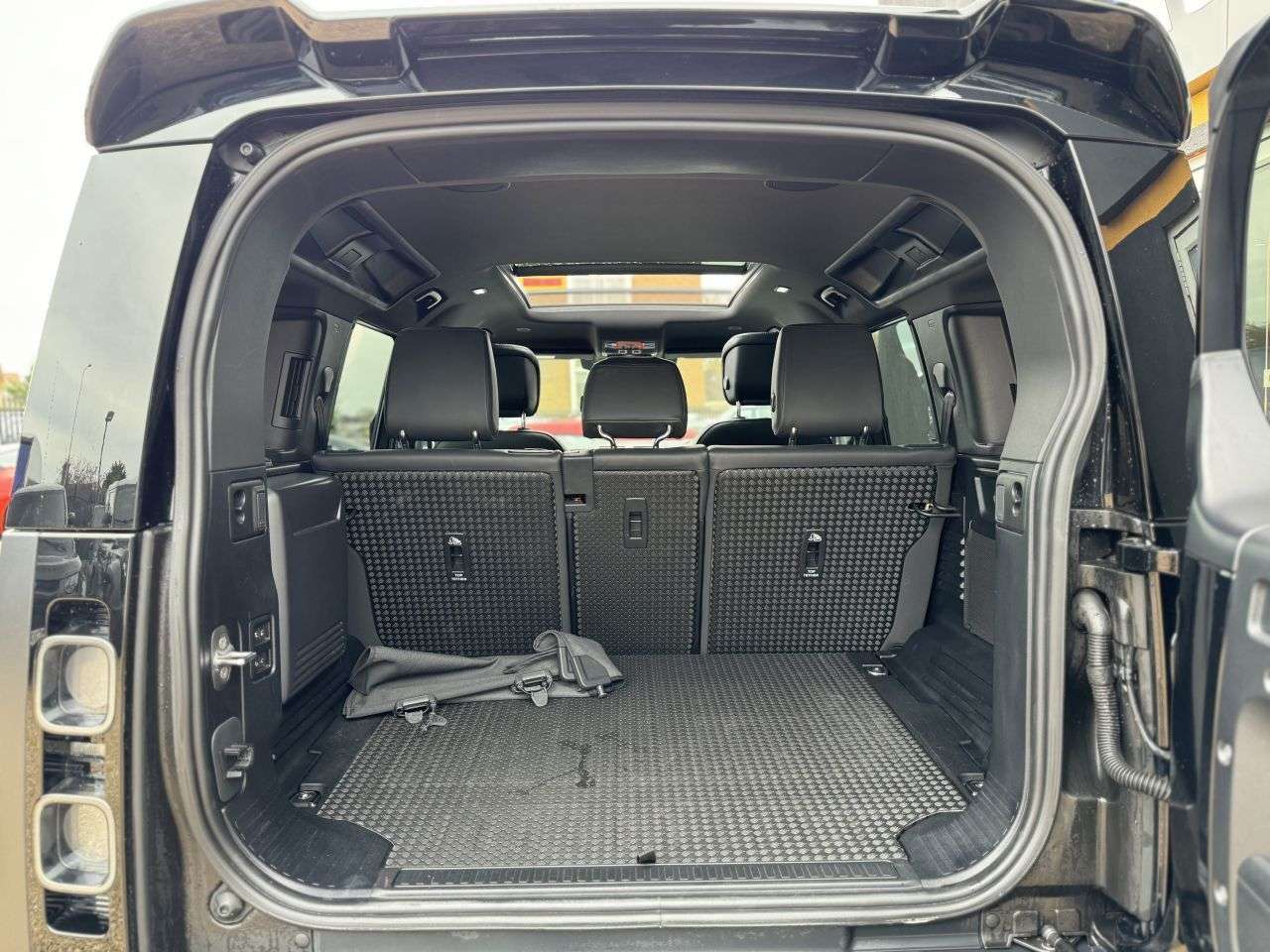 2023 LAND ROVER DEFENDER 2023 LAND ROVER DEFENDER