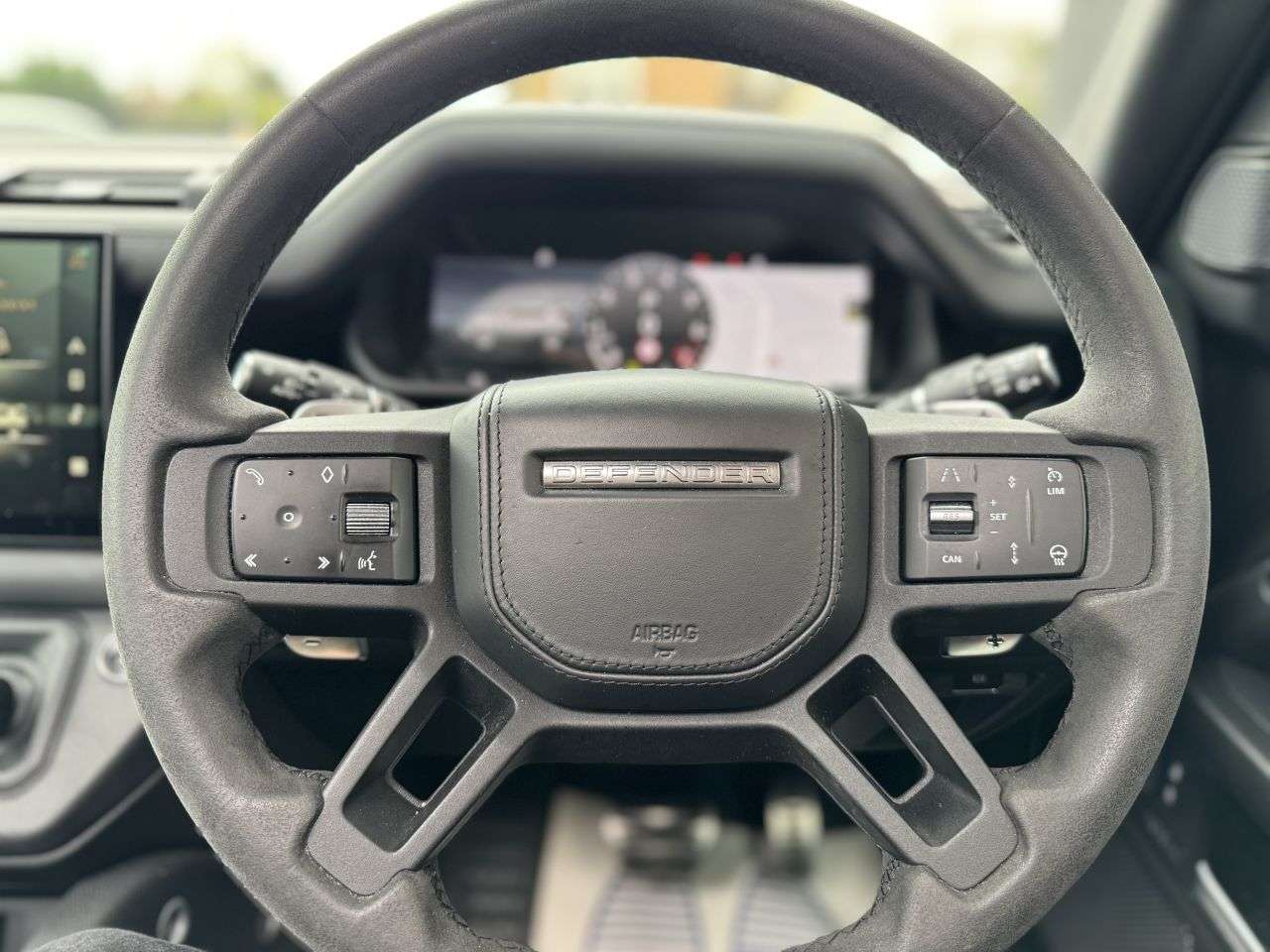 2023 LAND ROVER DEFENDER 2023 LAND ROVER DEFENDER