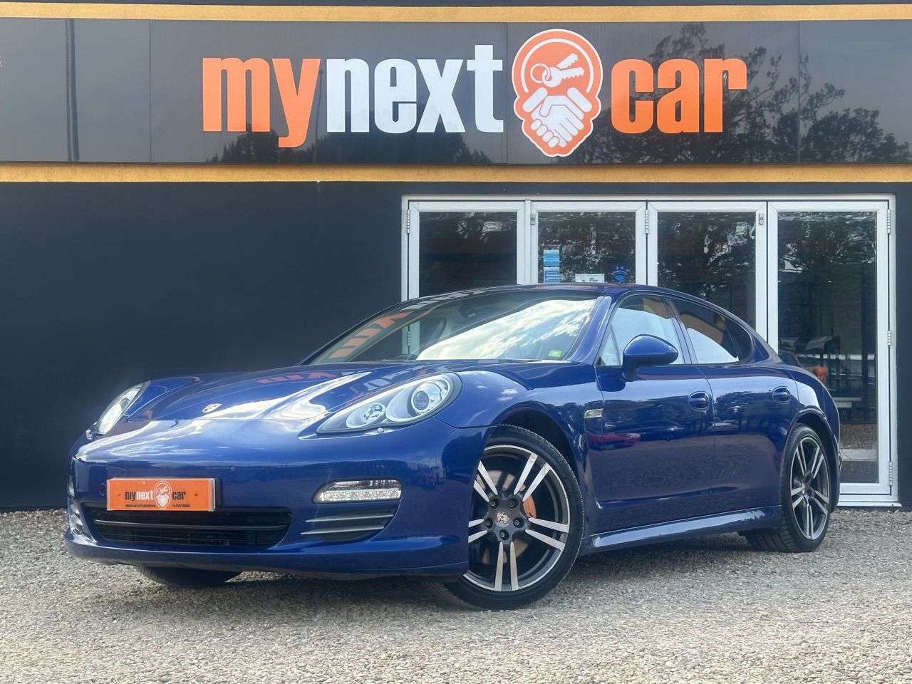 2010 PORSCHE PANAMERA 2010 PORSCHE PANAMERA