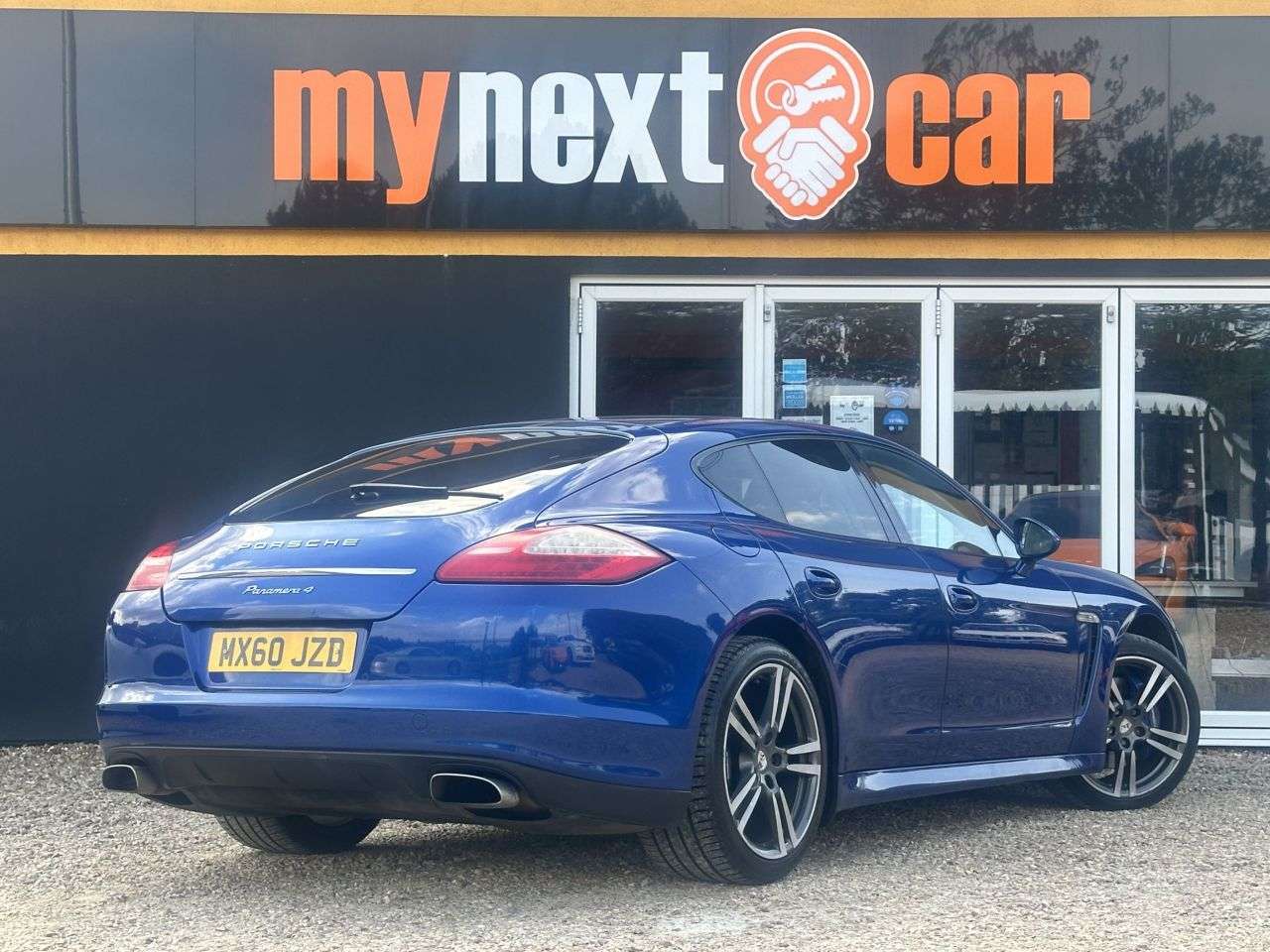 2010 PORSCHE PANAMERA 2010 PORSCHE PANAMERA