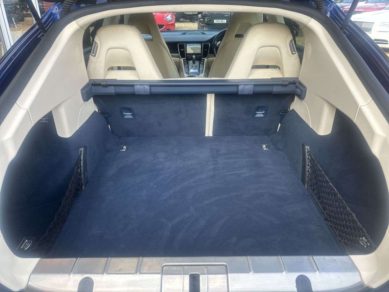 2010 PORSCHE PANAMERA 2010 PORSCHE PANAMERA