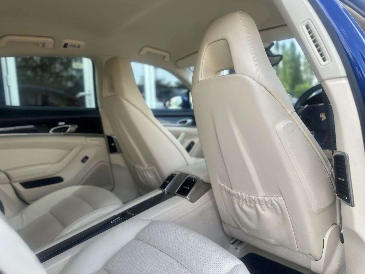 2010 PORSCHE PANAMERA 2010 PORSCHE PANAMERA