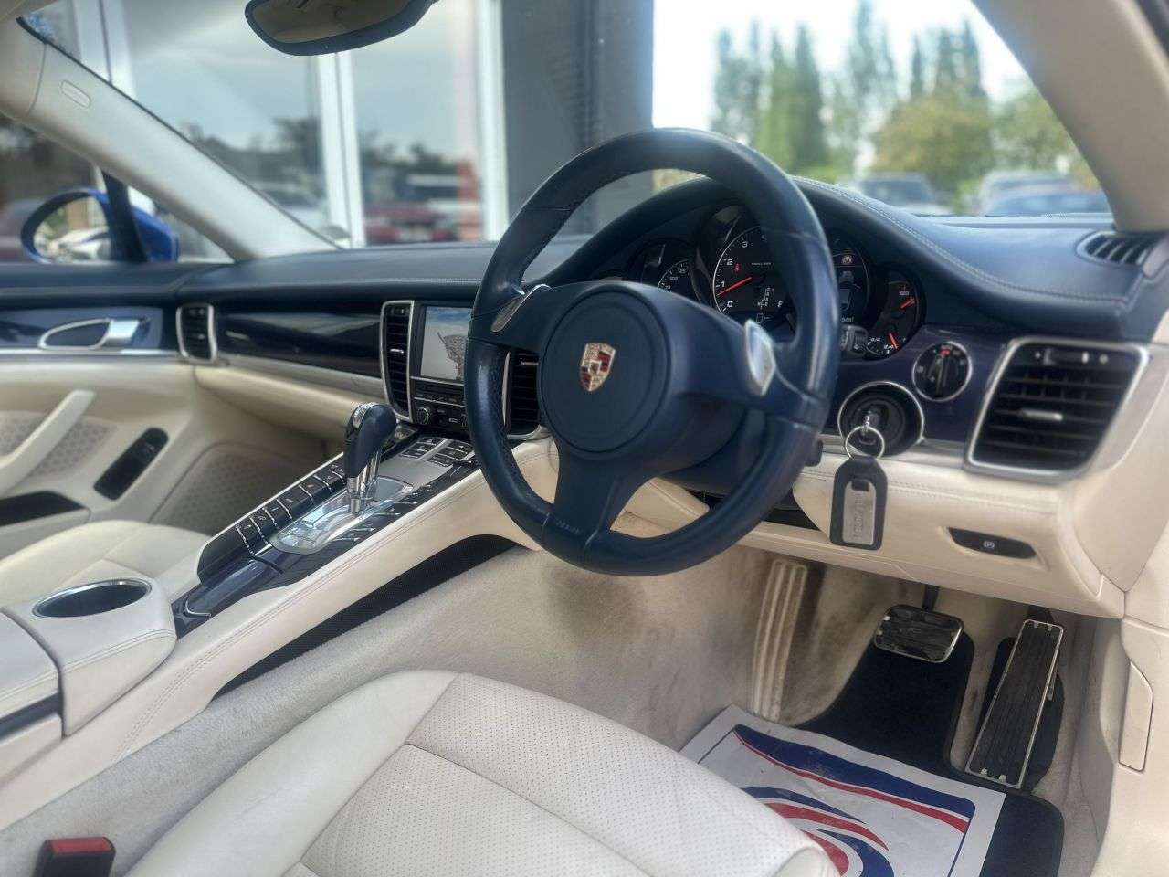 2010 PORSCHE PANAMERA 2010 PORSCHE PANAMERA