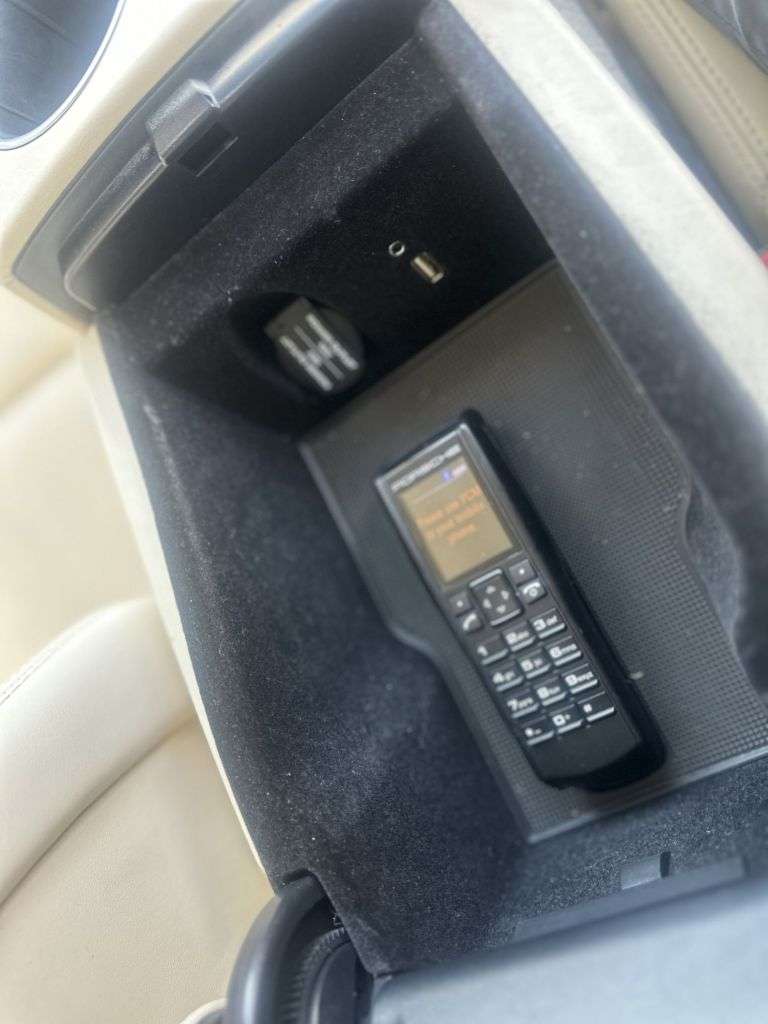 2010 PORSCHE PANAMERA 2010 PORSCHE PANAMERA