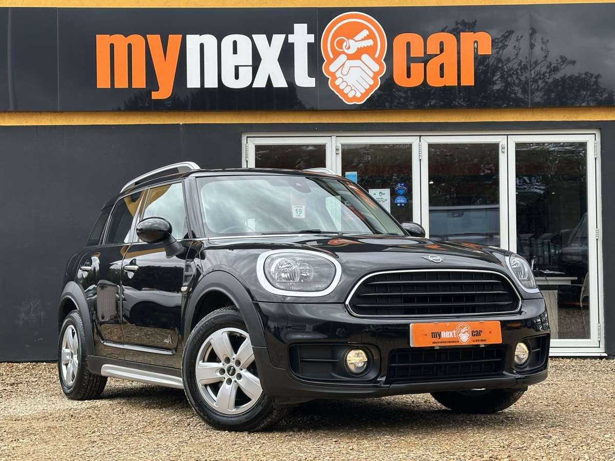Check out this Mini Countryman 2018 Diesel Manual
