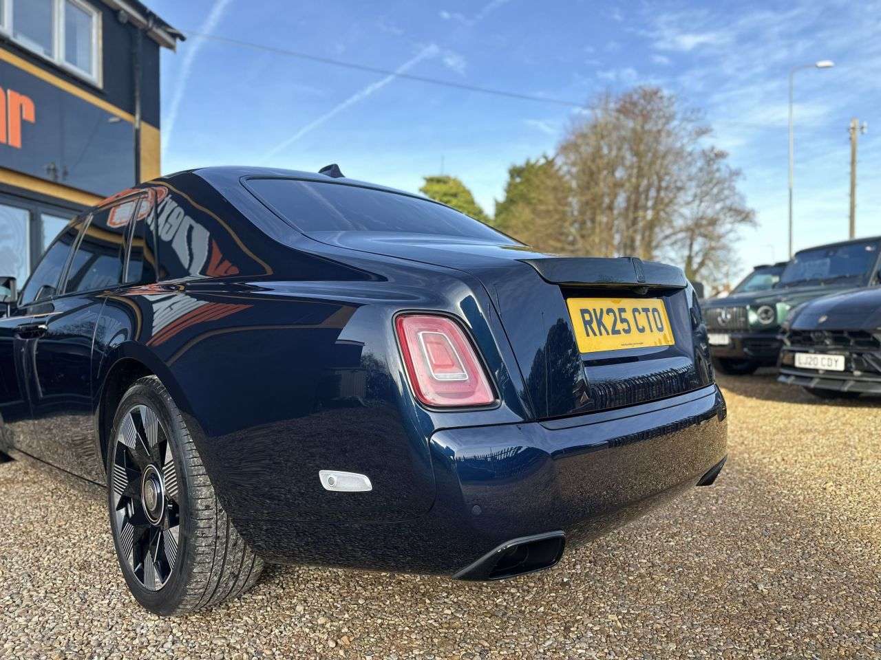 2025 ROLLS-ROYCE PHANTOM 2025 ROLLS-ROYCE PHANTOM