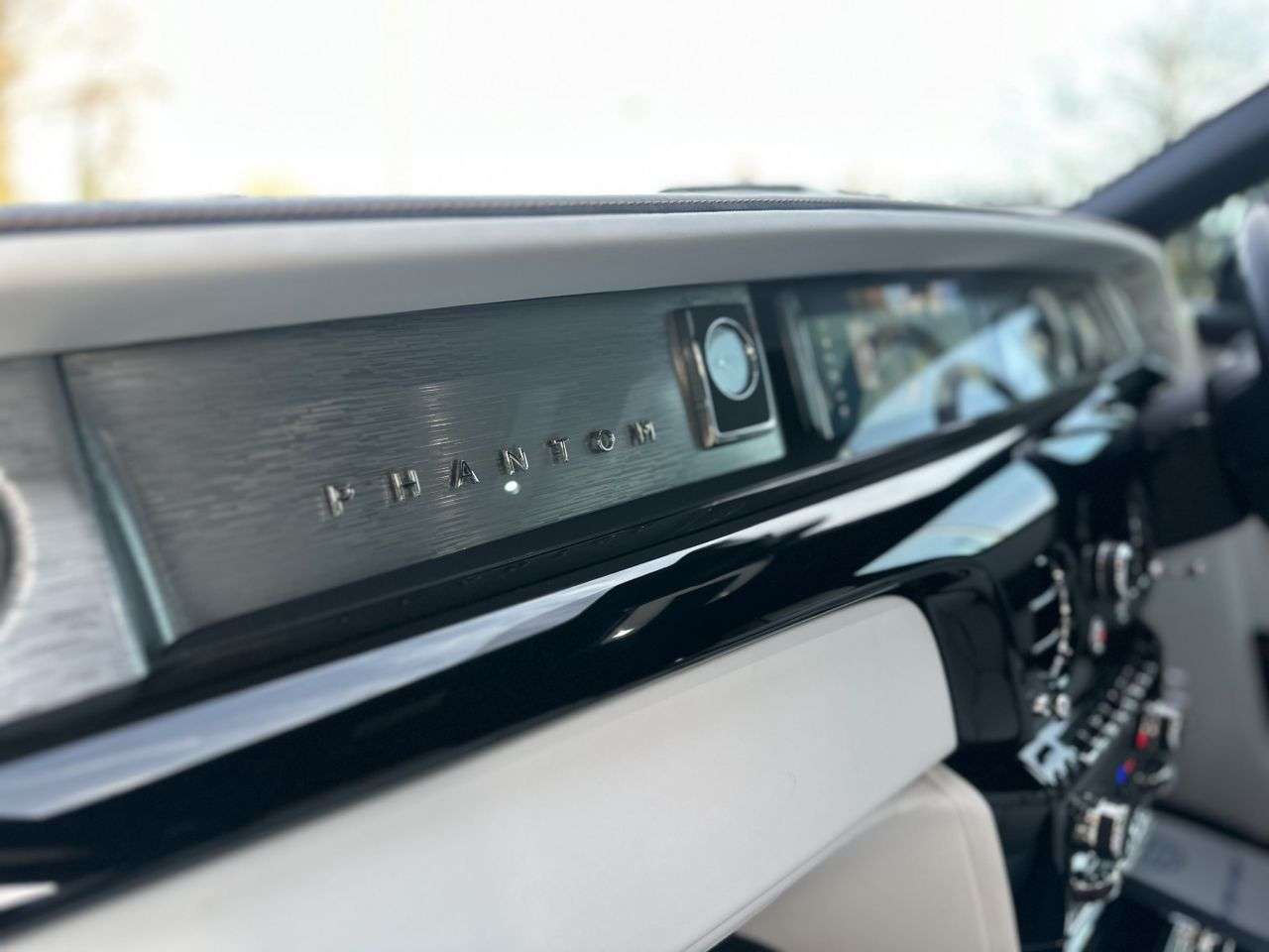2025 ROLLS-ROYCE PHANTOM 2025 ROLLS-ROYCE PHANTOM