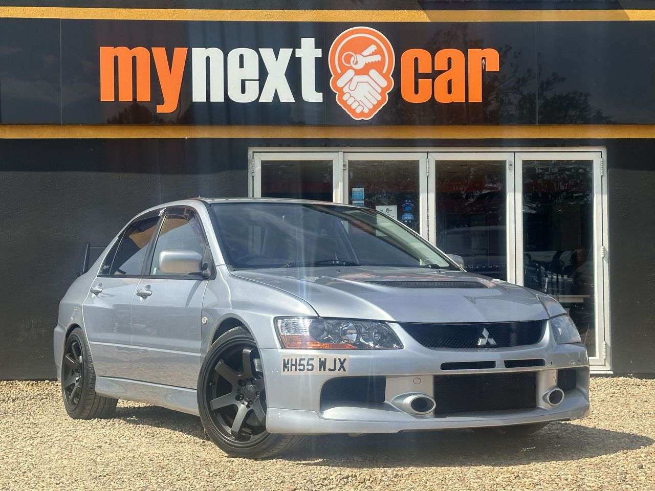 A 2005 MITSUBISHI LANCER EVOLUTION IX 2.1T MR FQ-340 4WD Euro 4 4dr HKS GTII ball bearing turbocharger A 2005 MITSUBISHI LANCER EVOLUTION IX 2.1T MR FQ-340 4WD Euro 4 4dr HKS GTII ball bearing turbocharger