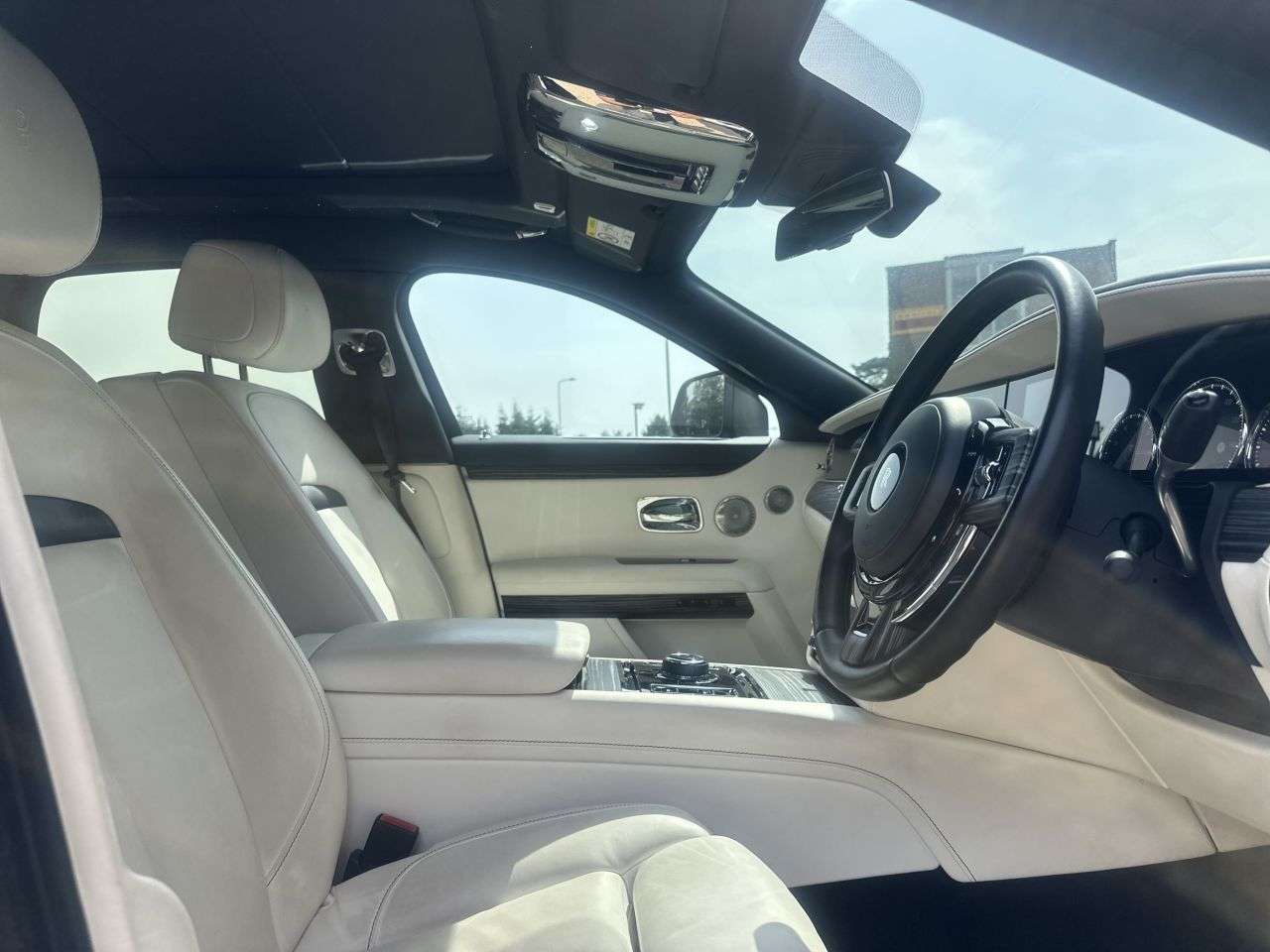 2021 ROLLS-ROYCE GHOST 2021 ROLLS-ROYCE GHOST