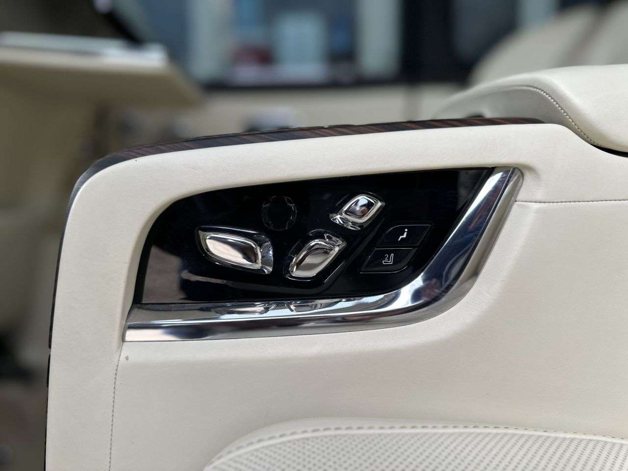 2018 ROLLS-ROYCE CULLINAN 2018 ROLLS-ROYCE CULLINAN