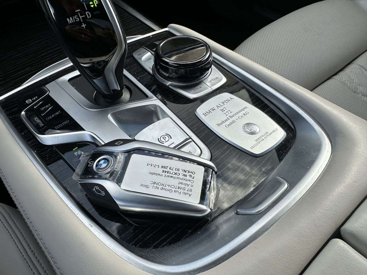 2022 BMW ALPINA B7 2022 BMW ALPINA B7