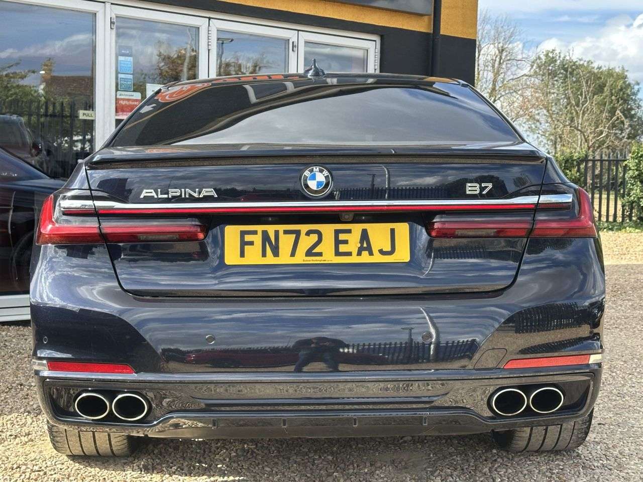 2022 BMW ALPINA B7 2022 BMW ALPINA B7