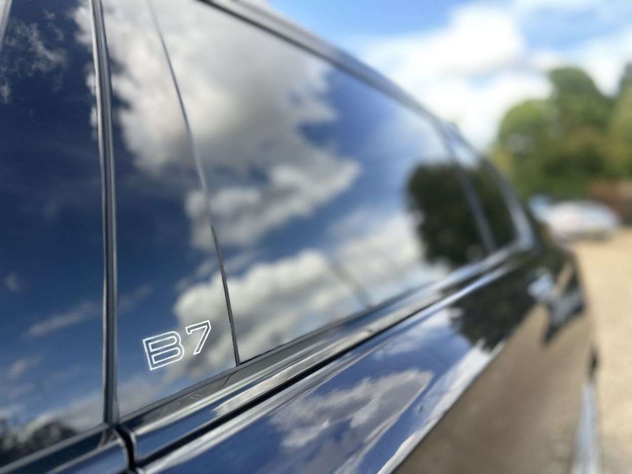 2022 BMW ALPINA B7 2022 BMW ALPINA B7