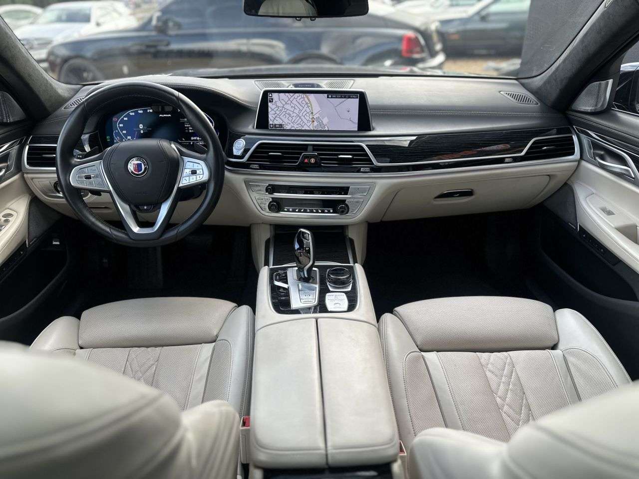 2022 BMW ALPINA B7 2022 BMW ALPINA B7