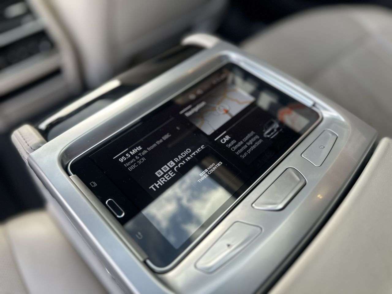 2022 BMW ALPINA B7 2022 BMW ALPINA B7