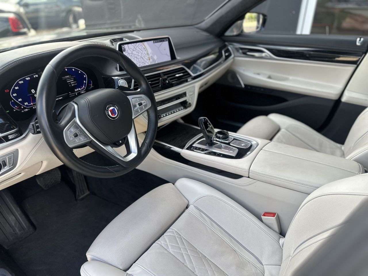 2022 BMW ALPINA B7 2022 BMW ALPINA B7