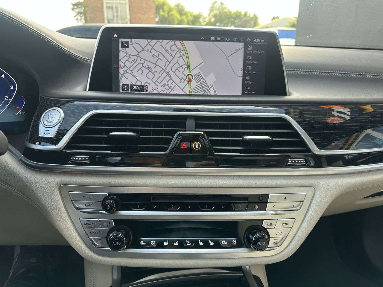 2022 BMW ALPINA B7 2022 BMW ALPINA B7