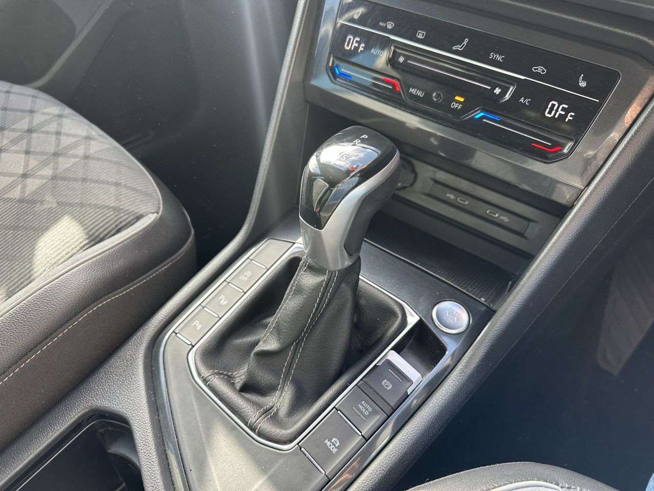 2022 VOLKSWAGEN TIGUAN 2022 VOLKSWAGEN TIGUAN