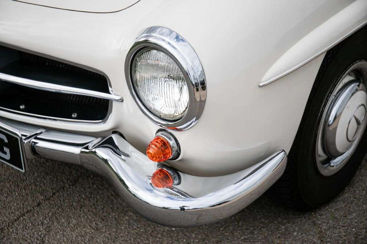 1960 MERCEDES-BENZ 190 SL 1960 MERCEDES-BENZ 190 SL