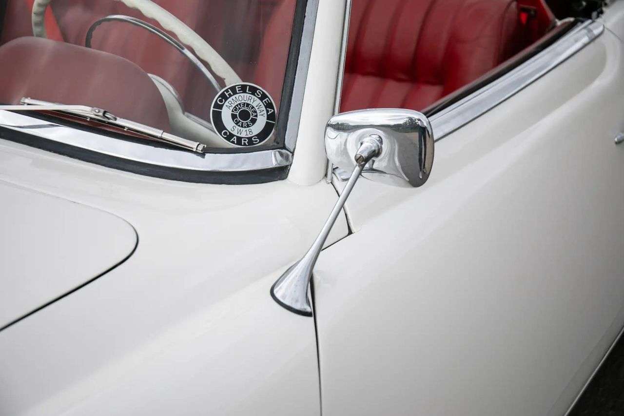 1960 MERCEDES-BENZ 190 SL 1960 MERCEDES-BENZ 190 SL