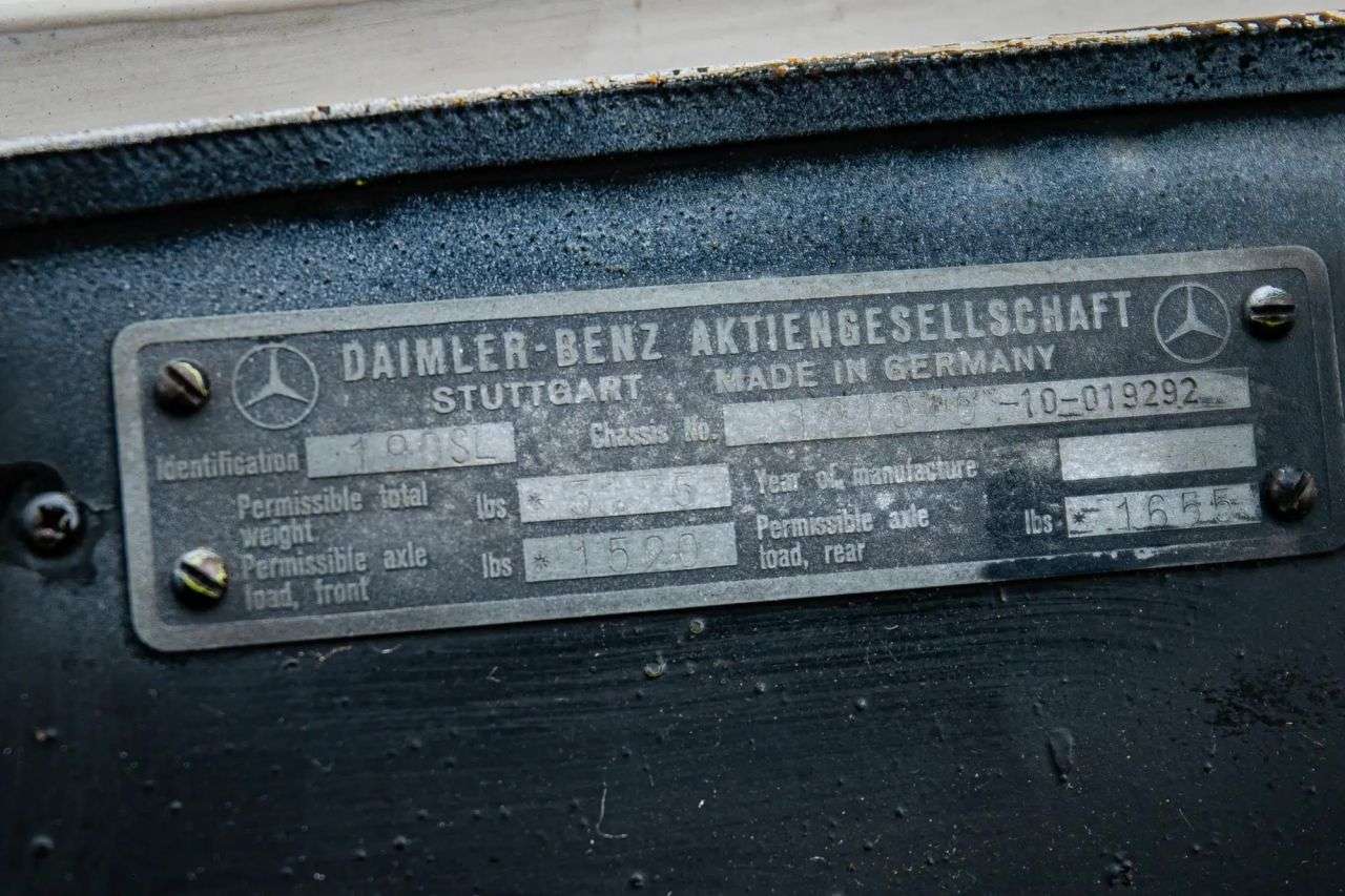 1960 MERCEDES-BENZ 190 SL 1960 MERCEDES-BENZ 190 SL