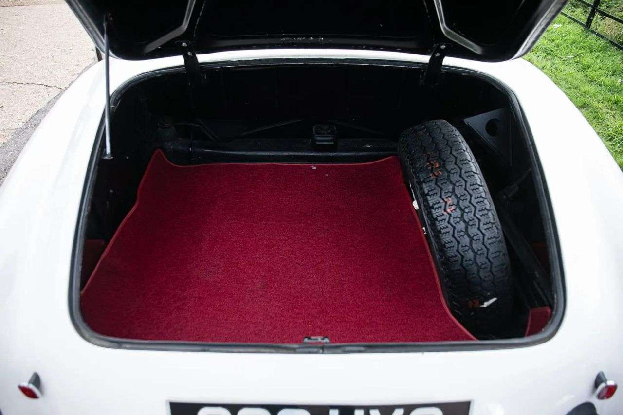 1960 MERCEDES-BENZ 190 SL 1960 MERCEDES-BENZ 190 SL