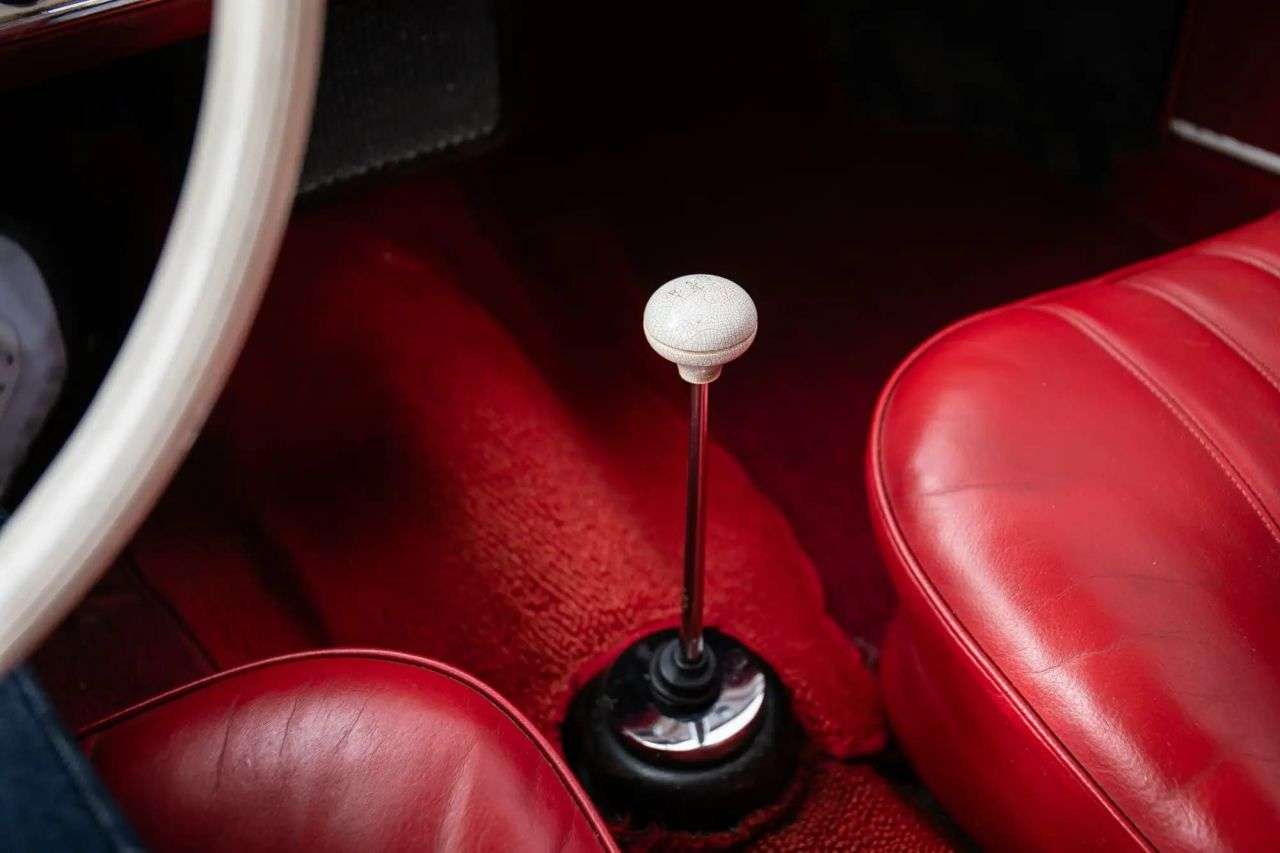 1960 MERCEDES-BENZ 190 SL 1960 MERCEDES-BENZ 190 SL