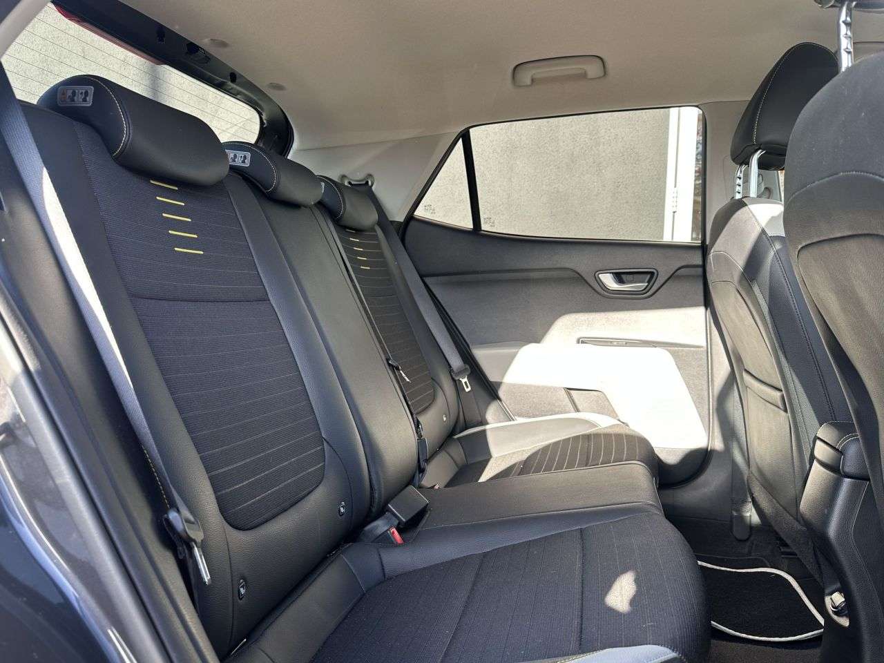 2018 KIA STONIC 2018 KIA STONIC