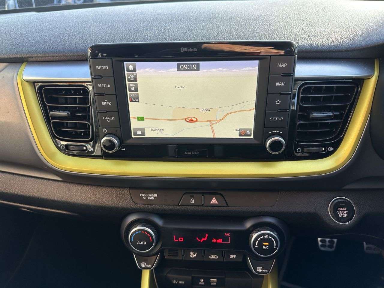 2018 KIA STONIC 2018 KIA STONIC