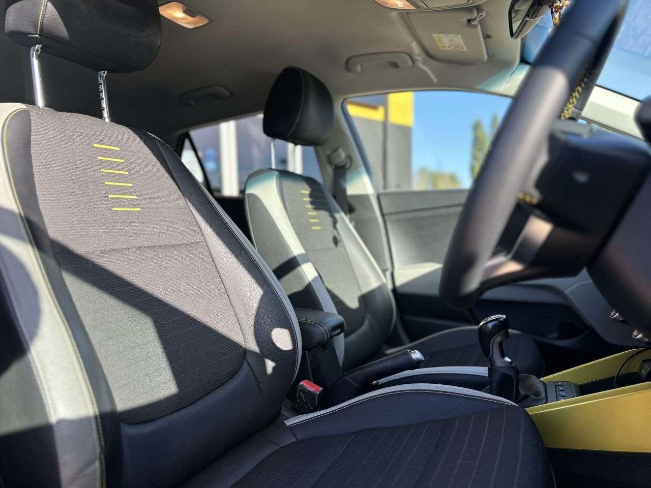 2018 KIA STONIC 2018 KIA STONIC