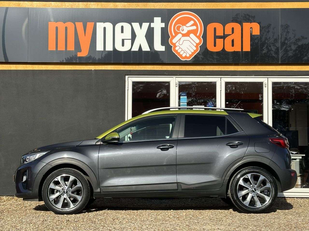 2018 KIA STONIC 2018 KIA STONIC