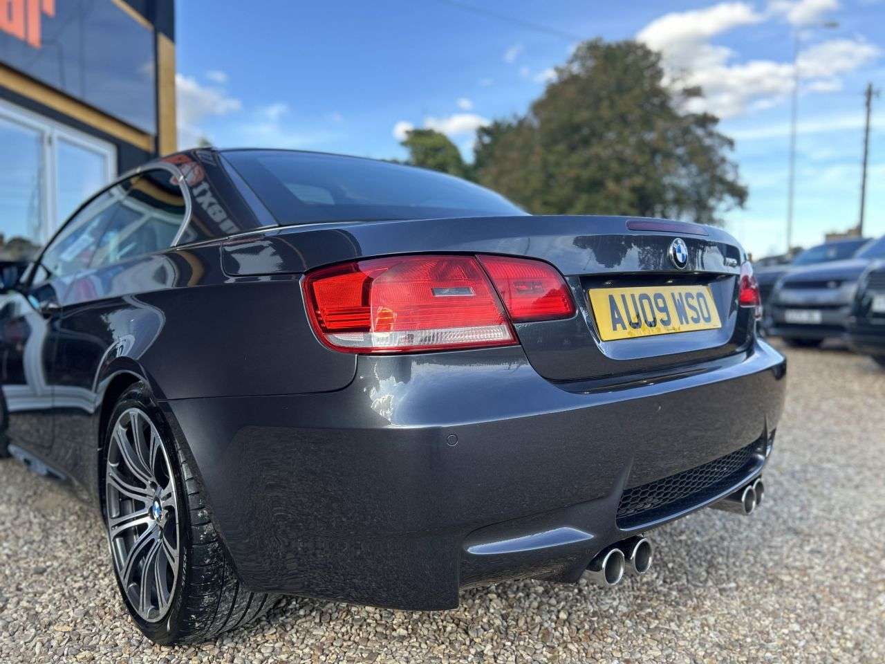 2009 BMW M3 2009 BMW M3