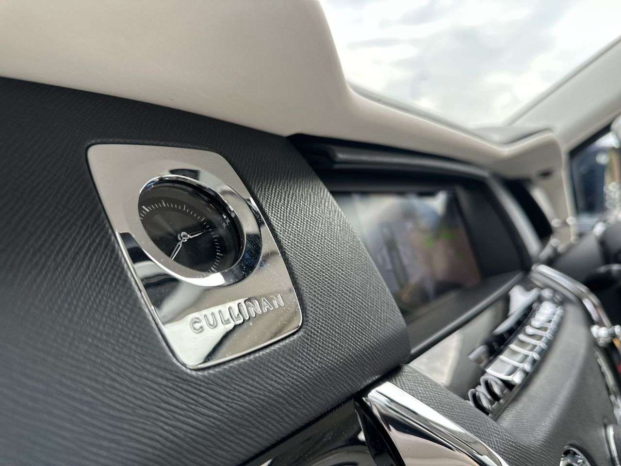 2021 ROLLS-ROYCE CULLINAN 2021 ROLLS-ROYCE CULLINAN