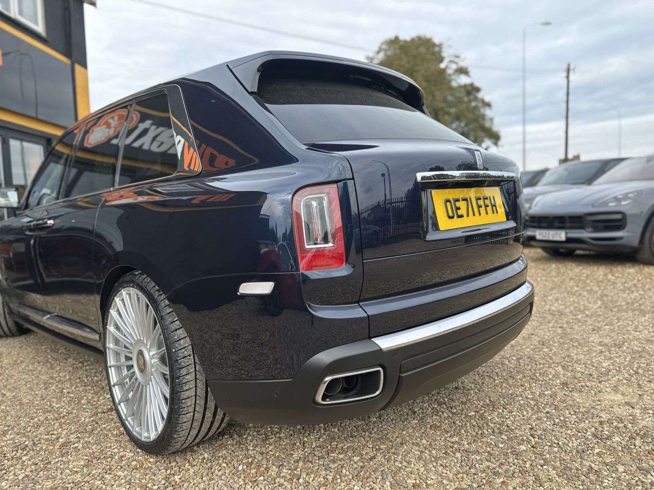 2021 ROLLS-ROYCE CULLINAN 2021 ROLLS-ROYCE CULLINAN