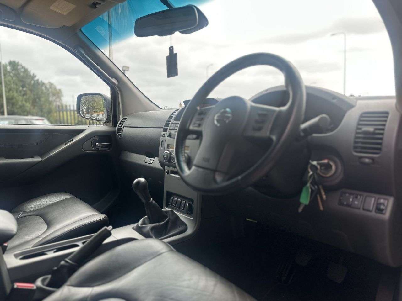 2010 NISSAN NAVARA 2010 NISSAN NAVARA