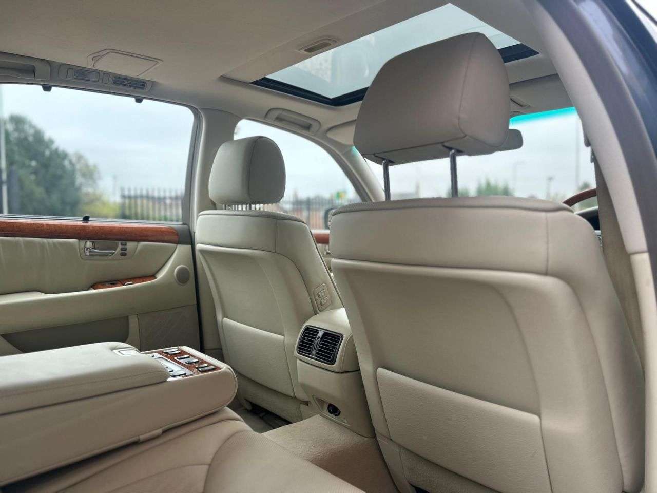 2004 LEXUS LS 2004 LEXUS LS