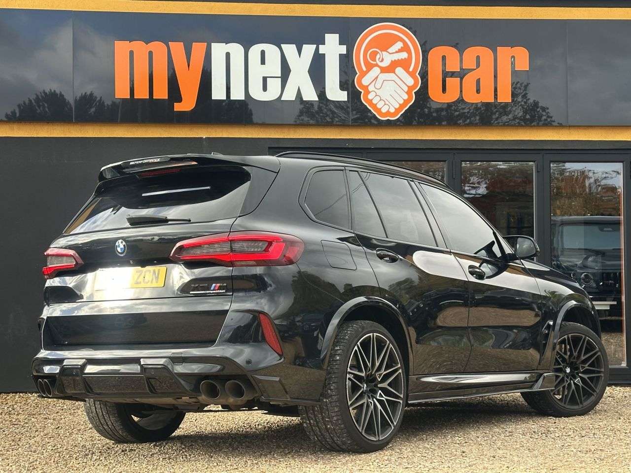 2020 BMW X5 M 2020 BMW X5 M