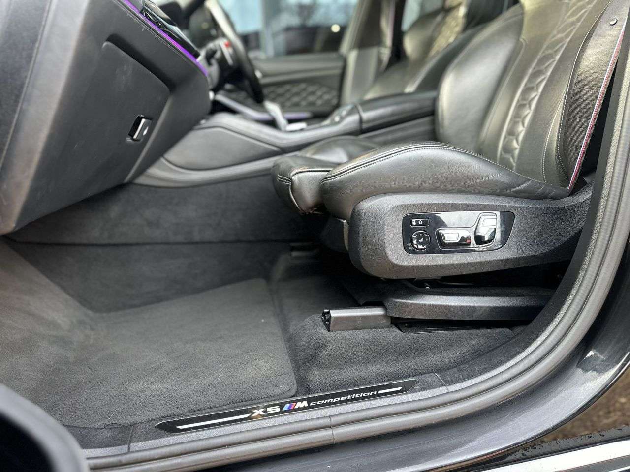 2020 BMW X5 M 2020 BMW X5 M