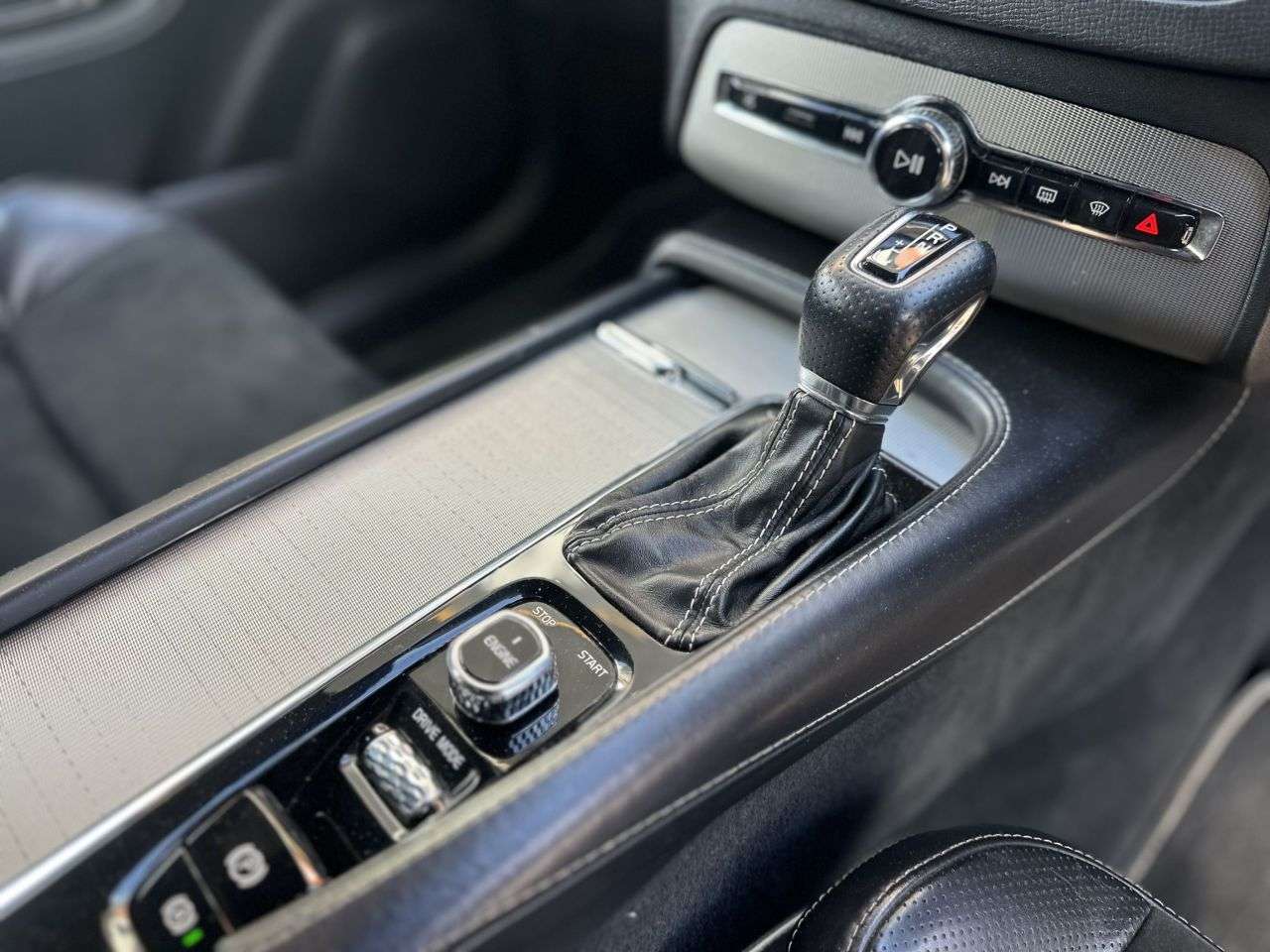 2016 VOLVO XC90 2016 VOLVO XC90