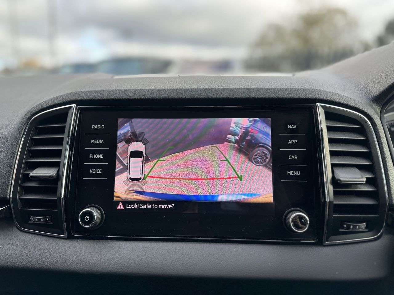 2015 SKODA KAROQ 2015 SKODA KAROQ