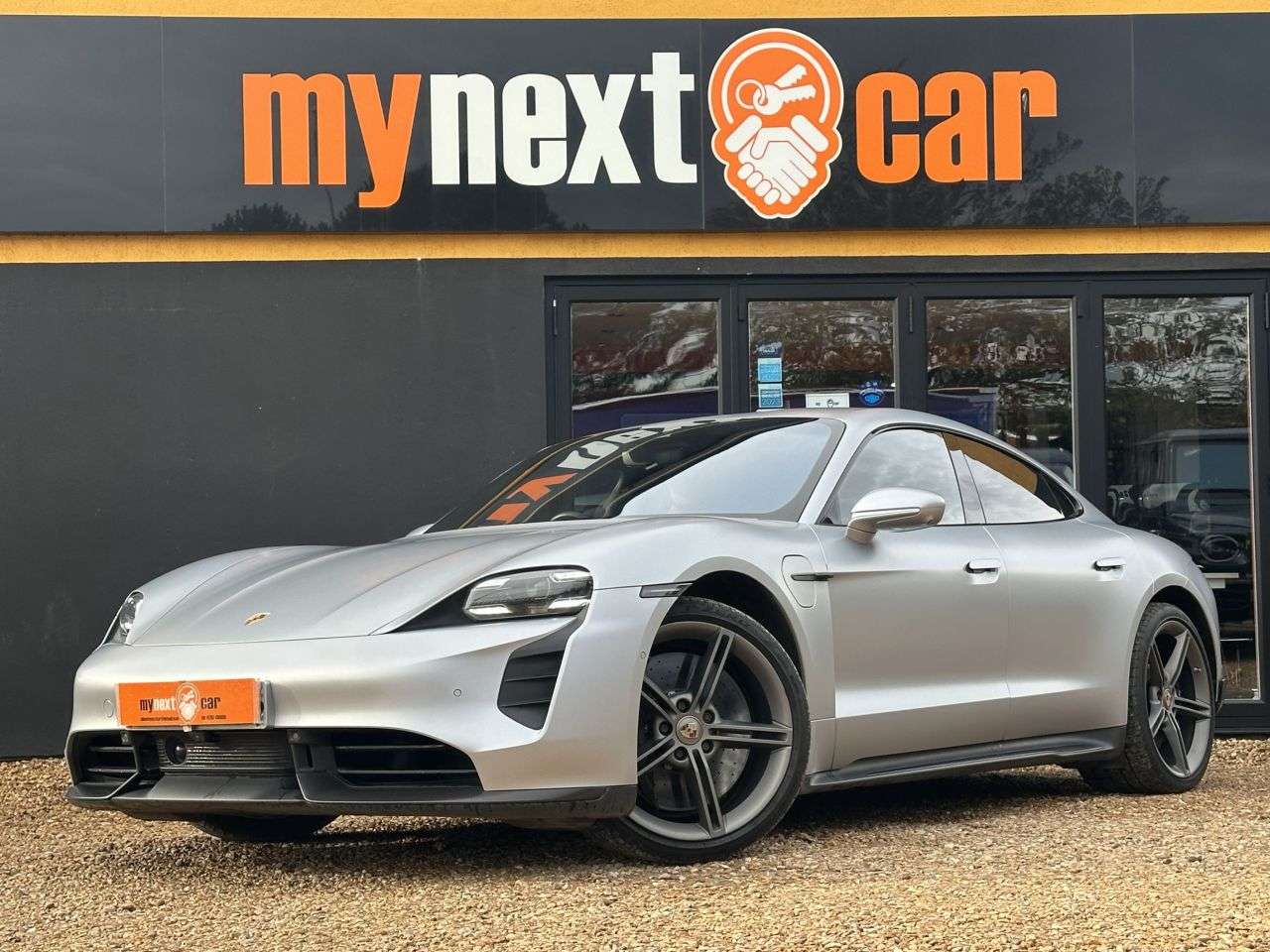 2020 PORSCHE TAYCAN 2020 PORSCHE TAYCAN