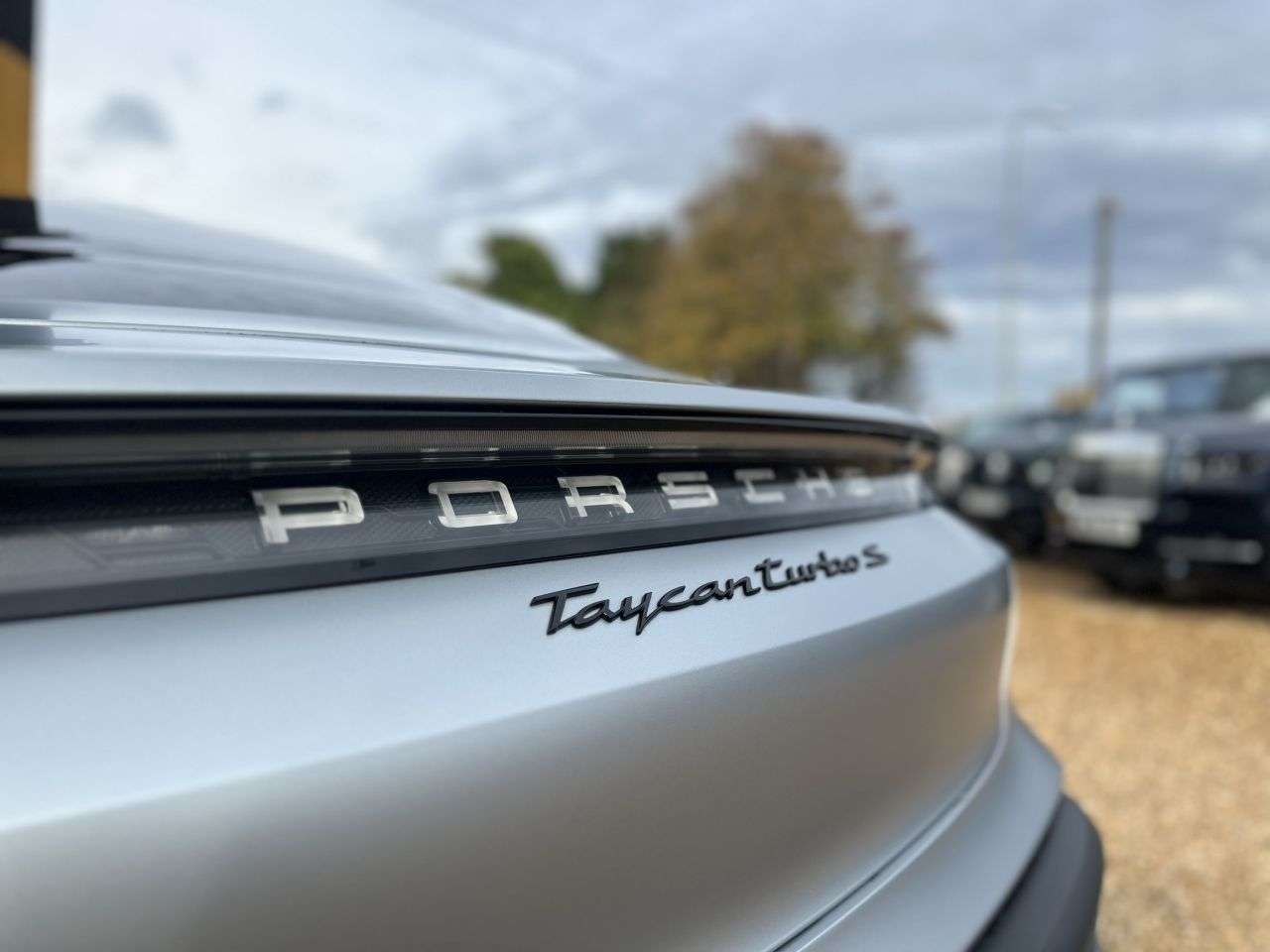 2020 PORSCHE TAYCAN 2020 PORSCHE TAYCAN