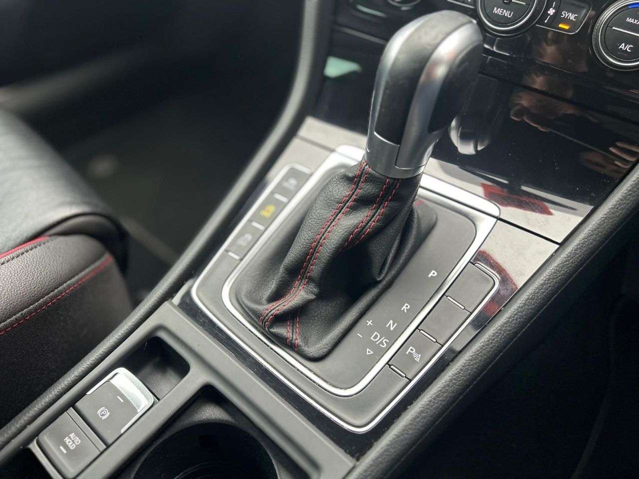 2018 VOLKSWAGEN GOLF 2018 VOLKSWAGEN GOLF