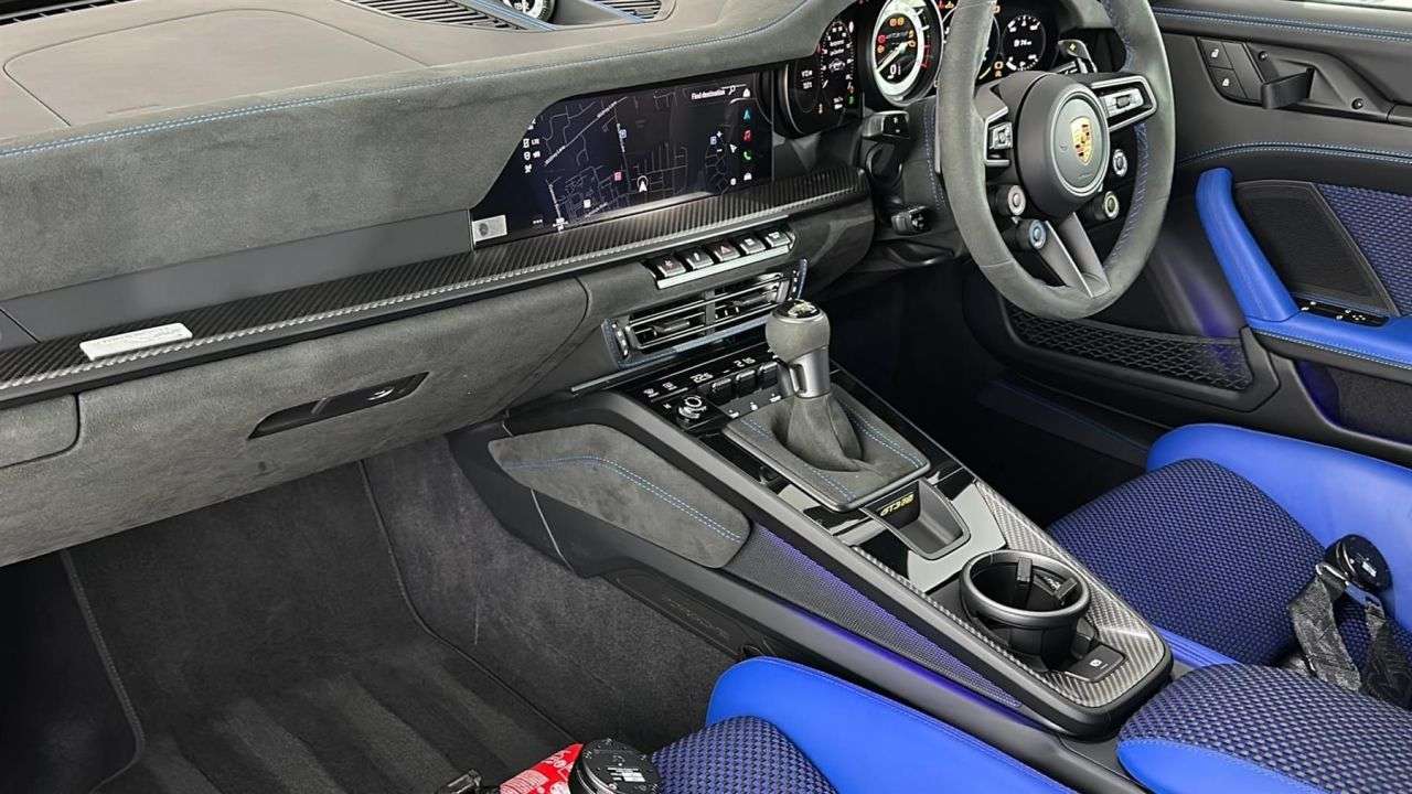 null PORSCHE 911 null PORSCHE 911