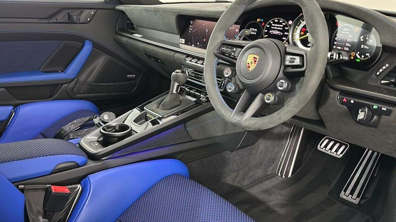 null PORSCHE 911 null PORSCHE 911