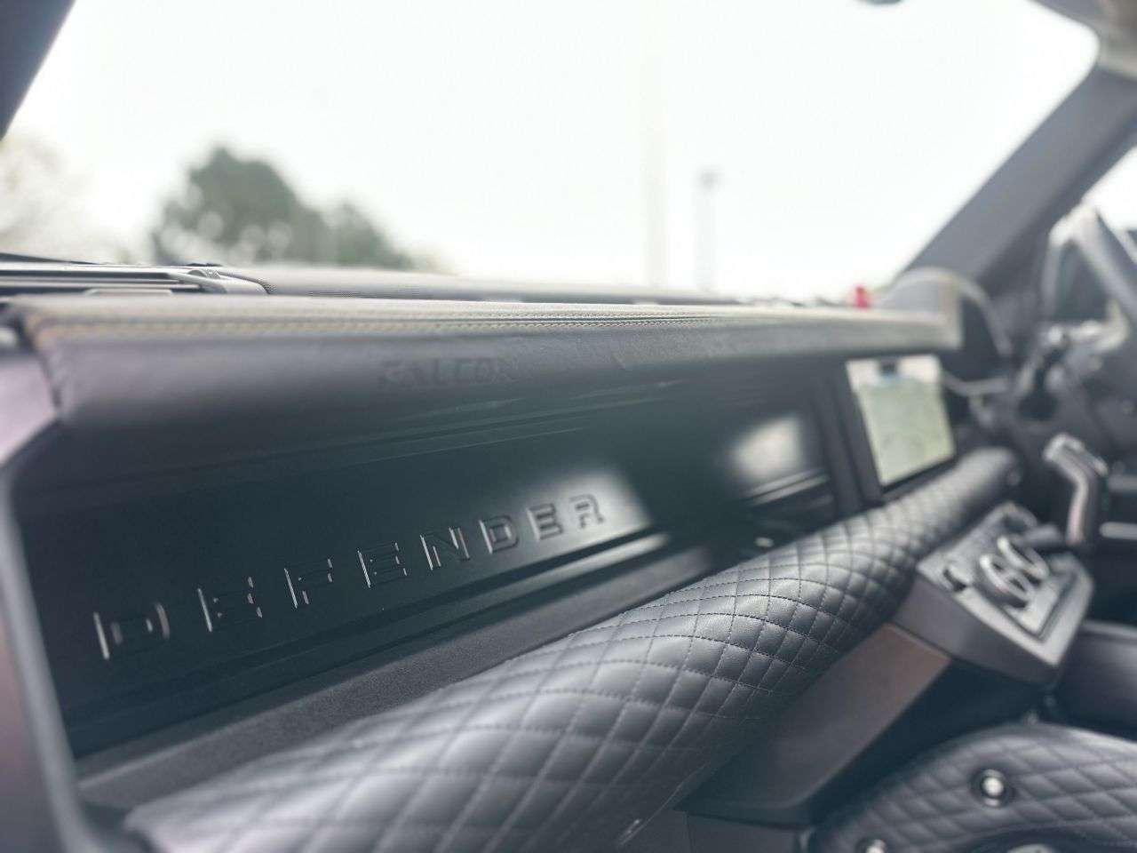 null LAND ROVER DEFENDER null LAND ROVER DEFENDER