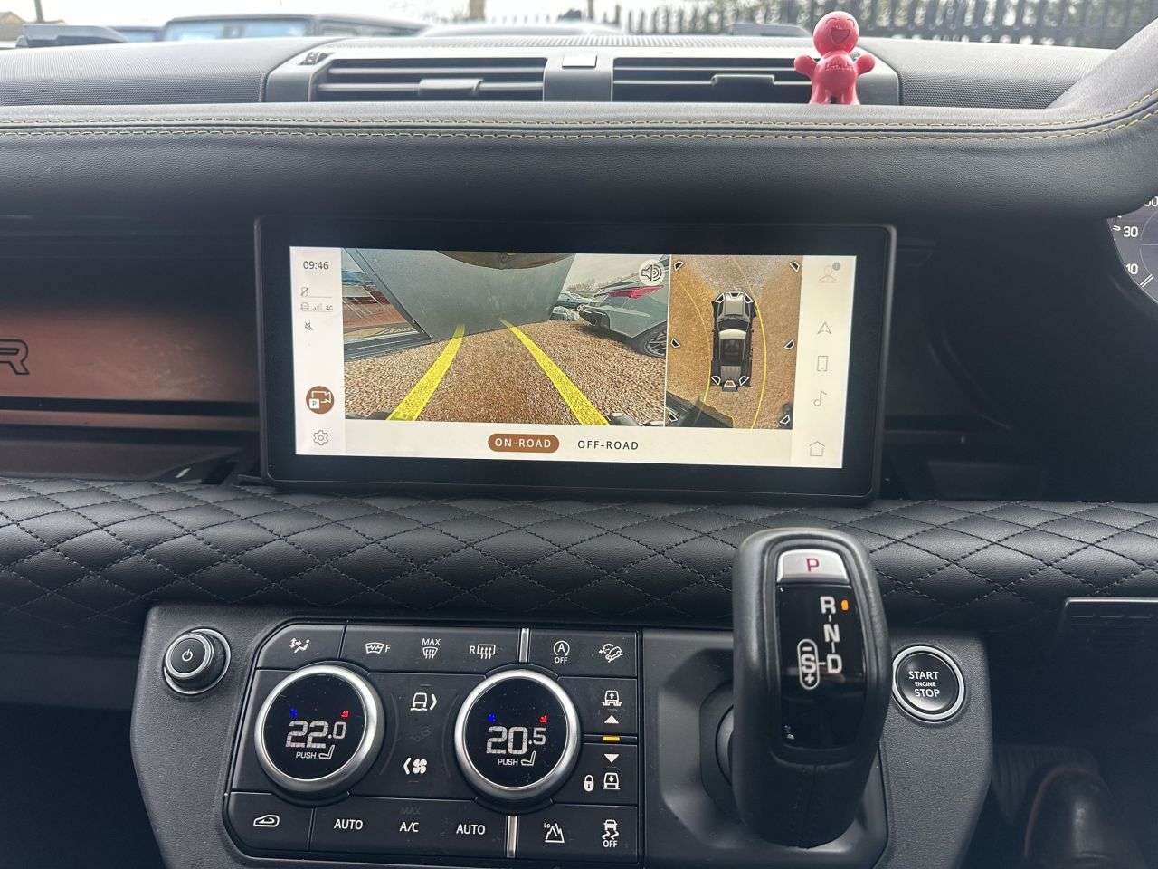 null LAND ROVER DEFENDER null LAND ROVER DEFENDER