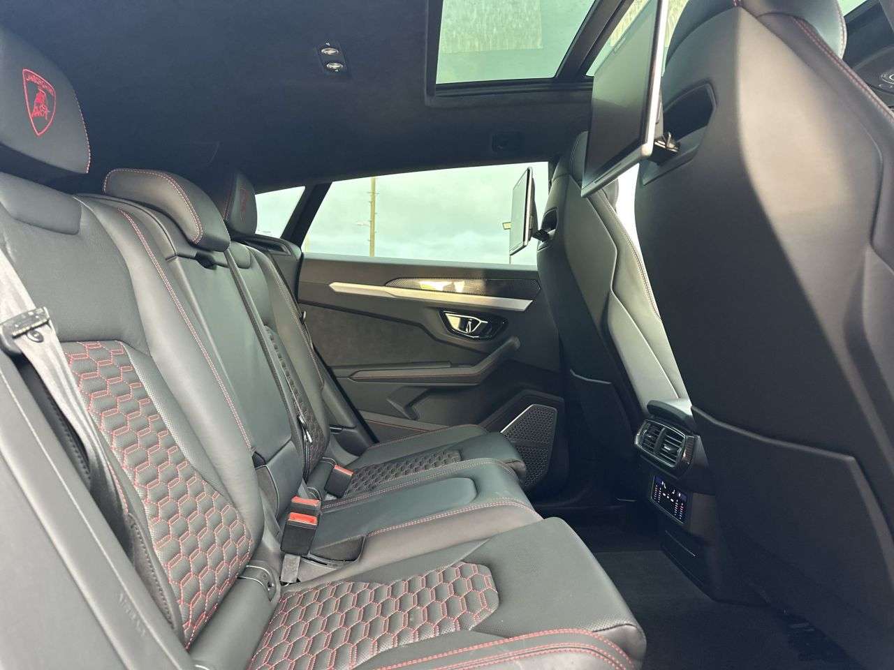 2020 LAMBORGHINI URUS 2020 LAMBORGHINI URUS