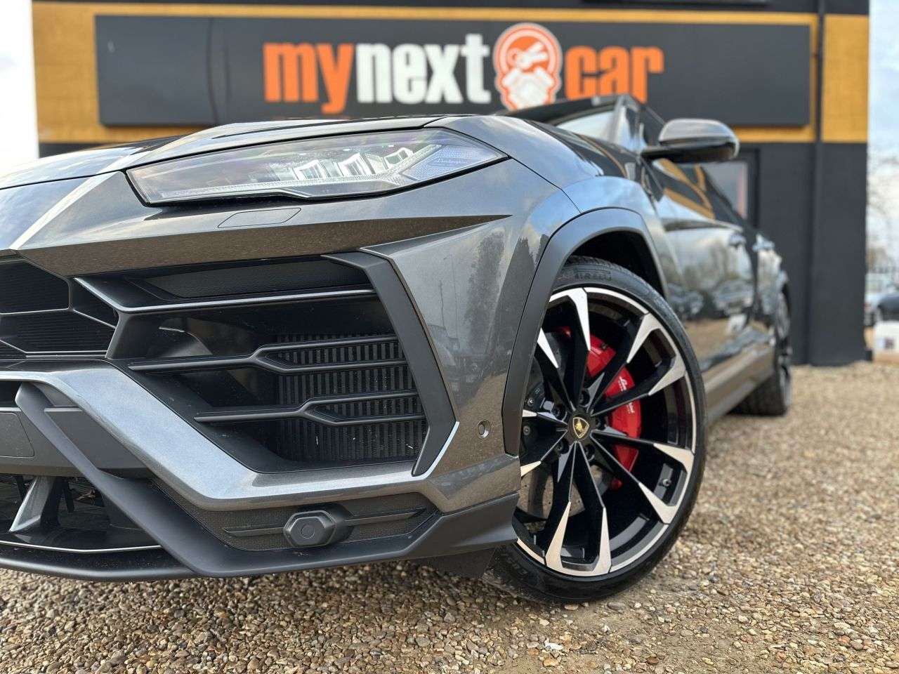 2020 LAMBORGHINI URUS 2020 LAMBORGHINI URUS